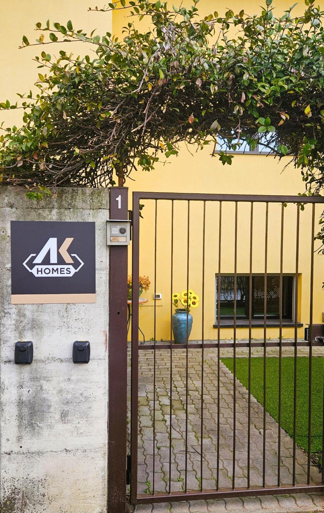 Ak Homes, A Due Passi Da Orio Azzano San Paolo ภายนอก รูปภาพ